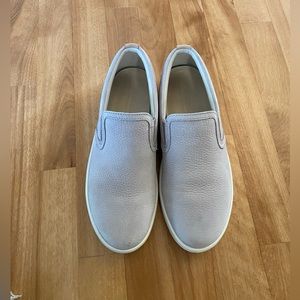 ECCO Women casual slip-on (lightly used sneaker)